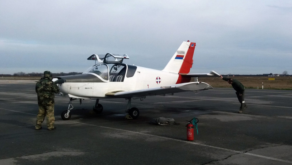 Obuka na aerodromu u Batajnici: Najmlađi piloti Vojske Srbije se osoposobljavaju za nastavnike letenja