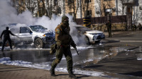 Posle osam dana, kraj ruske invazije na Ukrajinu se ne nazire: Šta se čita između redova u porukama Zelenskog i Putina