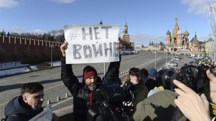 "Samo Rusi mogu da zaustave Putina": Sto hiljada "najvažnijih poziva" koji imaju cilj da zaustave rat