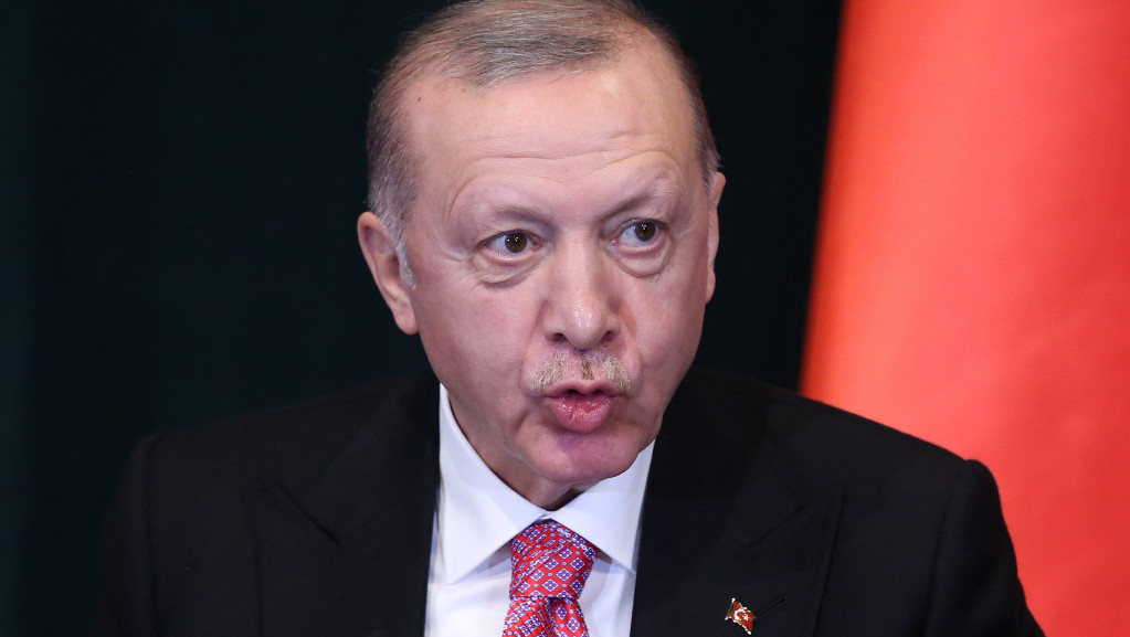 Erdogan: Turska ne može da stavi po strani veze sa Rusijom i Ukrajinom