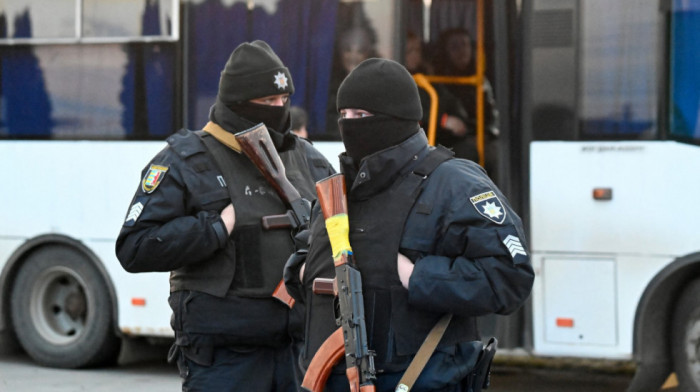 "Mađare na noževe": Zapaljena crkva za zapadu Ukrajine, na zidu ispisana jeziva pretnja (FOTO)