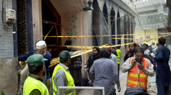 Najmanje 58 stradalih u eksploziji u pakistanskoj džamiji