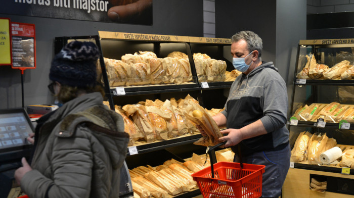 Vlada Srbije propisala maksimalnu cenu hleba "sava