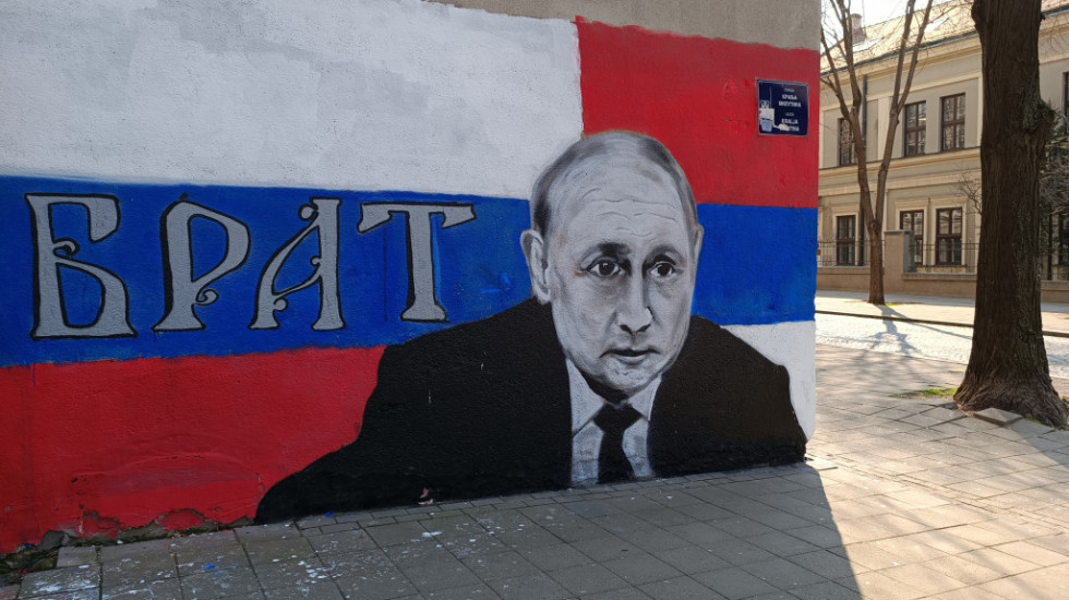 Mural s likom Vladimira Putina na Vračaru