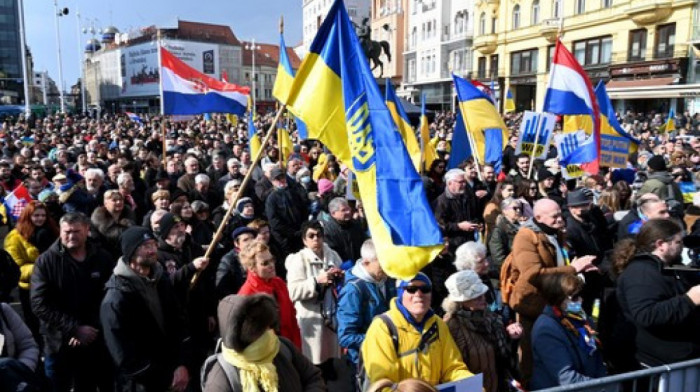 Skupovi podrške Ukrajini u Hrvatskoj, protestovali i Rusi koji žive u Puli