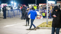 Euronews Srbija na granici Rumunije i Ukrajine: Trajektom preko Dunava dnevno stigne i 3.000 izbeglica (FOTO)