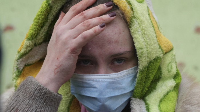 Noćna mora stanovnika razrušenog Marijupolja: Nema hrane, vode i lekova, šrapneli lete na sve strane