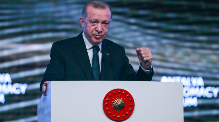Erdogan želi sastanak Putina i Zelenskog: Turska će biti mesto gde će se doneti odluke o istočnoj Ukrajini