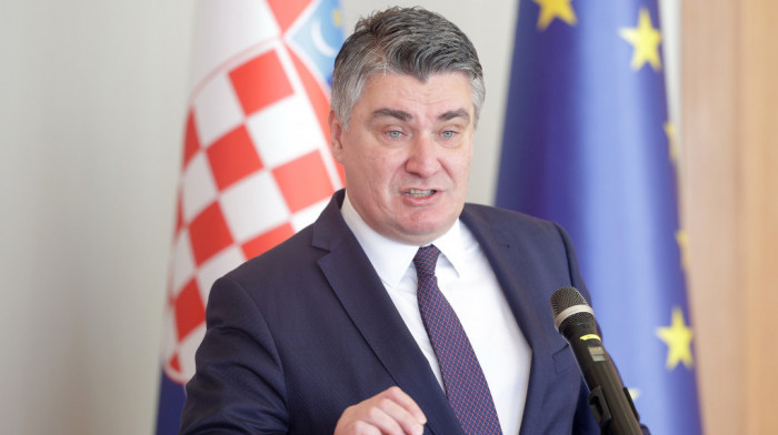 Milanović optužio Milorada Pupovca da je "sitni lopov i profiter"