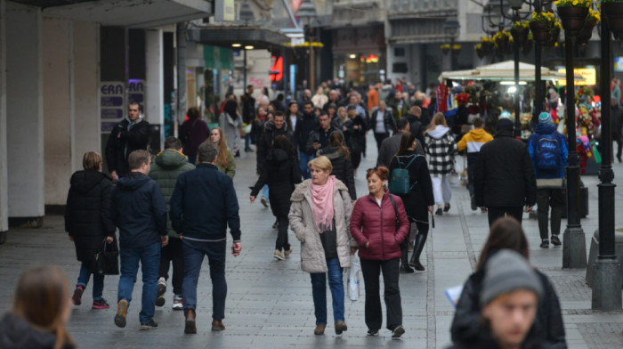 Srbija dnevno izgubi 202 osobe: "Demografska budućnost se ne brani u selima, već u gradovima srednje veličine"