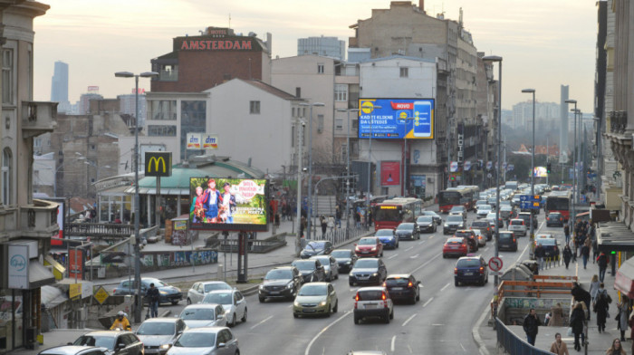 Istraživanje: Automobile u Srbiji koristi 53 odsto građana, u Sloveniji čak 91 odsto