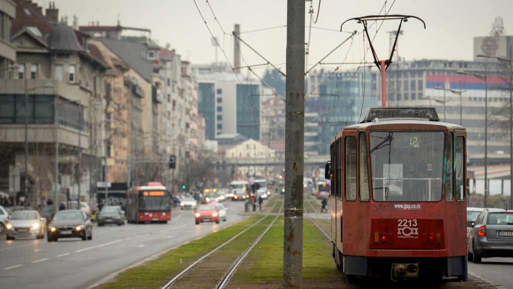 Uhapšena trojica mladića osumnjičena za napad na vozače tramvaja na Banjici