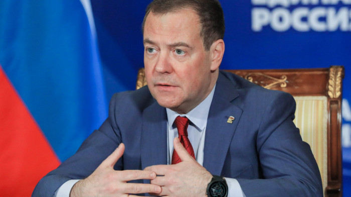 Medvedev izneo novu prognozu: Do kraja godine gas bi mogao da košta i do 5.000 evra za hiljadu kubika