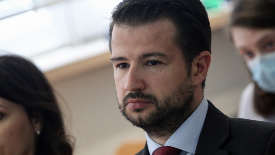 Milatović: Pitanje srpskog jezika kao službenog je legitimo, ali ima važnijih