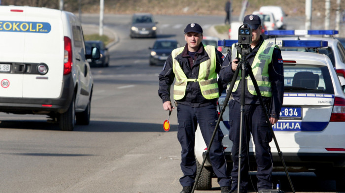 Pojačana kontrola brzine kretanja vozila do 14. avgusta: MUP će slati kazne i na kućnu adresu, bez zaustavljanja vozača