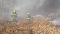 "Gašenje je praktično nemoguće": Veliki požar buknuo kod Trebinja, vatrogasci brane kuće