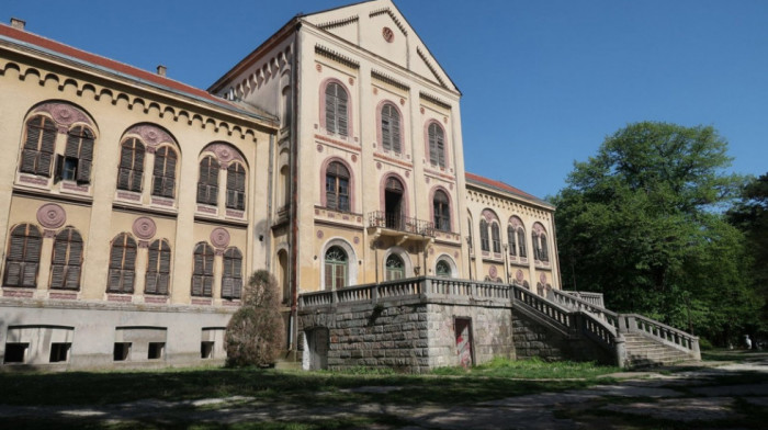 Priča o Starom zdanju u Aranđelovcu: Mesto raskošnih balova, ali i bolnica za ranjenike u ratna vremena