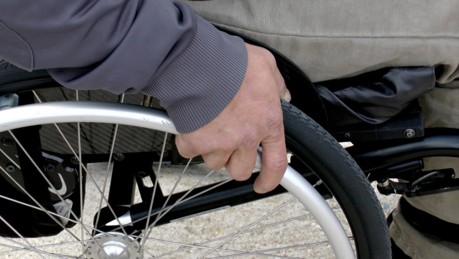 UNS: Na javnim servisima program prilagođen osobama sa invaliditom na nivou statističke greške