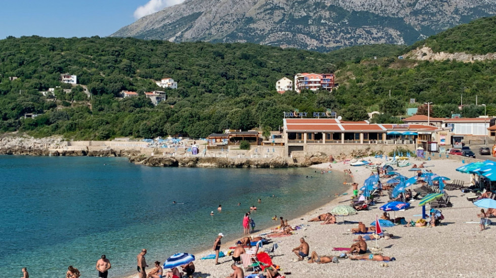 Bez ruskih i ukrajinskih turista Crna Gora na gubitku 150 miliona evra