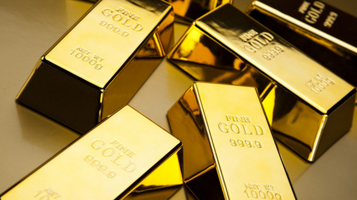 Zlato sve bliže ceni od 2.000 dolara - ogromna potražnja, investitori ga smatraju sigurnim utočištem