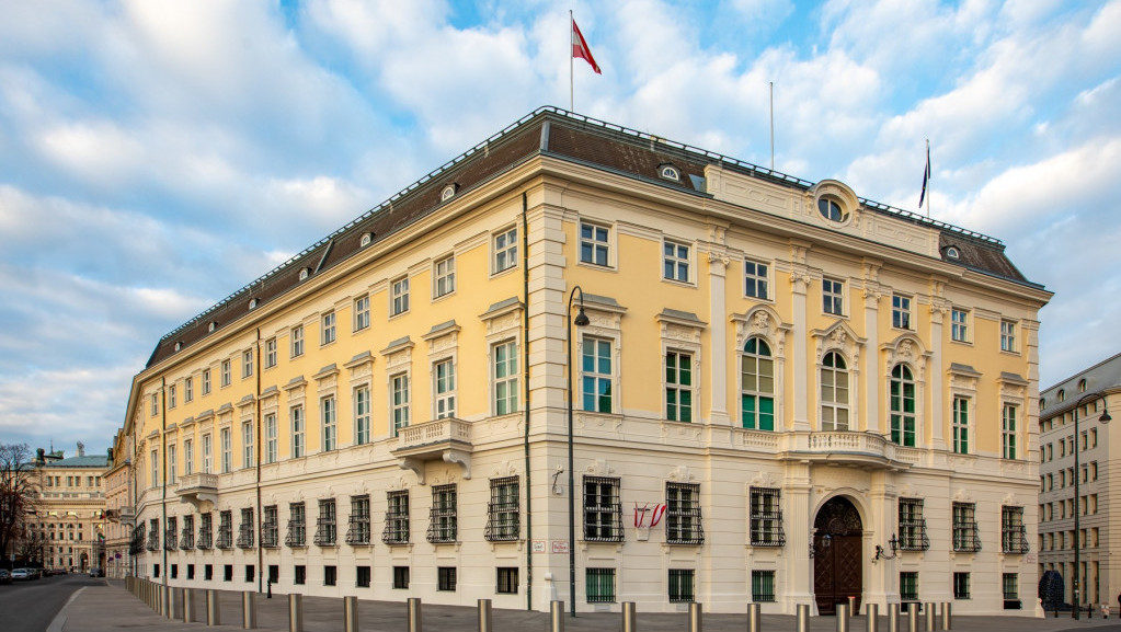 Potresi u Vladi Austrije - dve ministarke u istom danu podnele ostavke