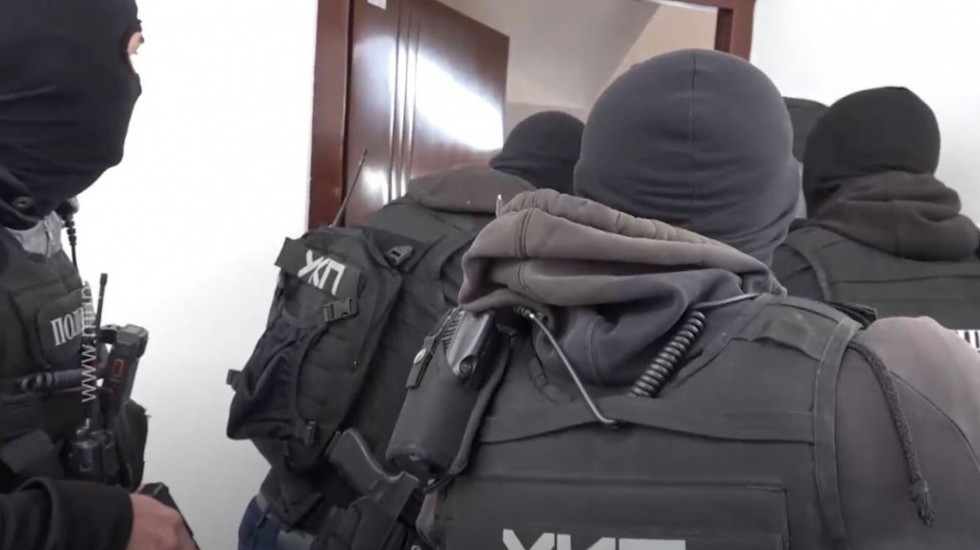 Hapšenje za korupciju u Novom Sadu: Uhvaćeni bivši direktor JKP "Komunalac" i preduzetnik, preti im duga zatvorska kazna