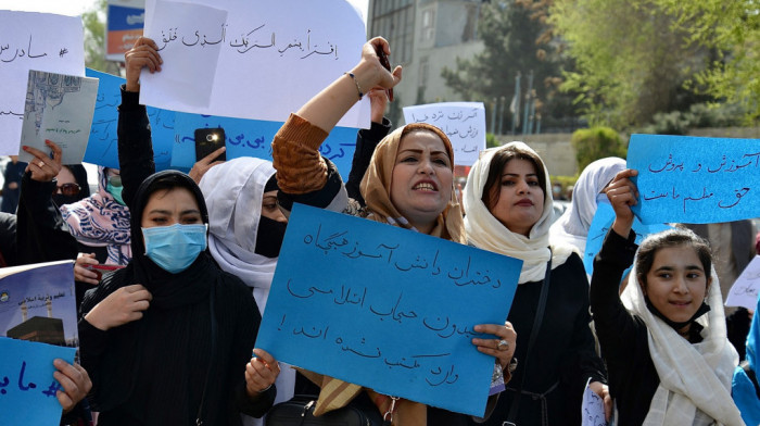 Žene protestovale u Kabulu, traže da devojčice idu u školu