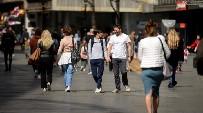 Danas vedro, suvo i osetno toplije, ponovo promena vremena tokom noći