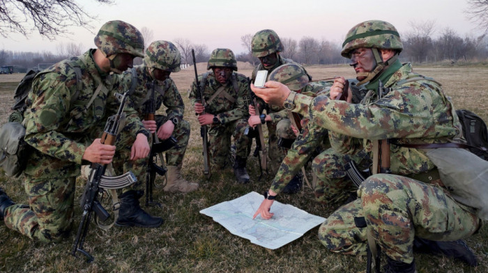 Obuka za podoficire Vojske Srbije: U toku logorovanje na poligonu "Peskovi" kod Požarevca