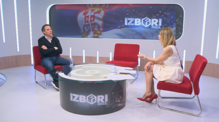 Lalić za Euronews Srbija: Najveće iznenađenje izlaznost, nisam video ovakve redove od 2000. godine
