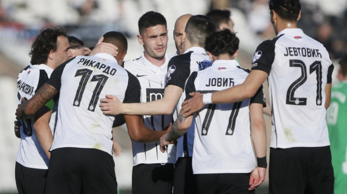 Partizan rutinski pobedio Loznicu i plasirao se u polufinale Kupa