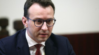 Petković: Beograd traga za rešenjima, Priština pokušala da promeni i uslovi sporazum o tablicama