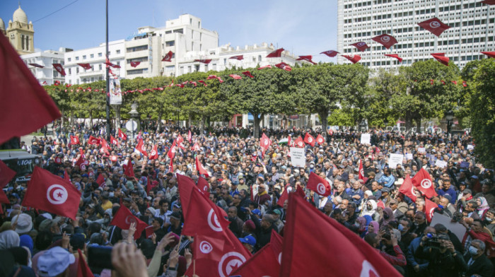 Građani Tunisa protestovali protiv aktuelnog predsednika Kaisa Saida