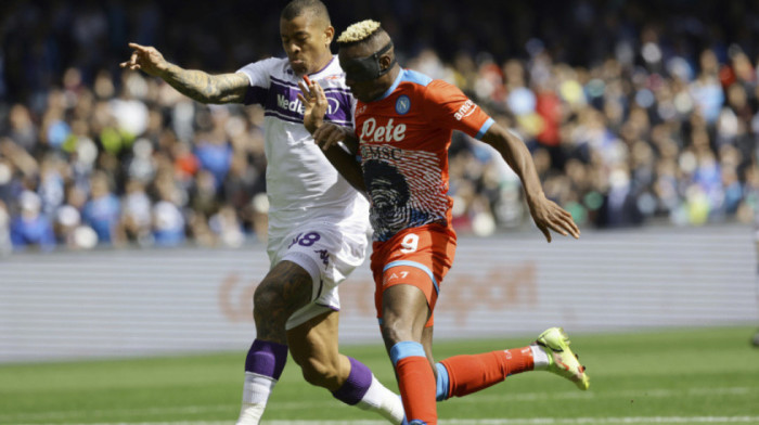 Fiorentina slavila u Napulju pogocima Ikonea i Kabrala