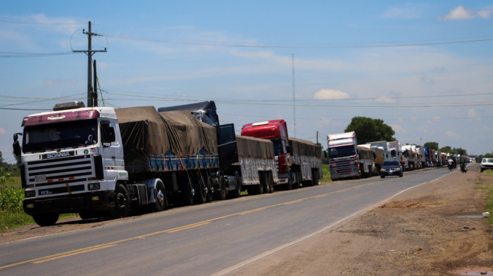 Kamiondžije u Argentini stupile u štrajk, traže povećanje tarifa za transport žitarica i stoke