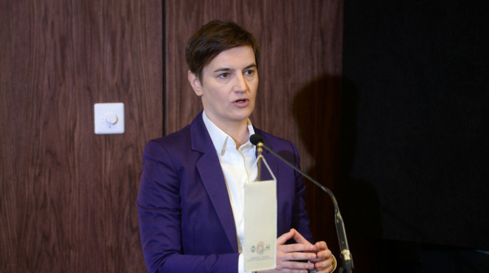 Brnabić: Ulaganje u obrazovanje znači ulaganje u budućnost