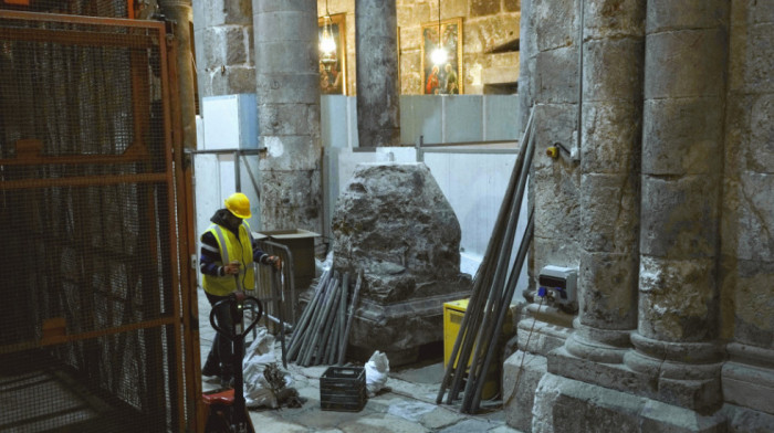Otkriven drevni oltar u Hramu Vaskrsenja Hristovog u Jerusalimu