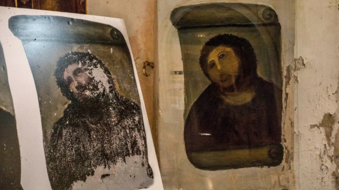 Nova afera u Španiji: Mural španskog umetnika porede sa kontroverznom restauracijom freske "Majmun Hrist"