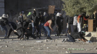 Sukobi u džamiji Al-Aksa, povređeno 20 Palestinaca