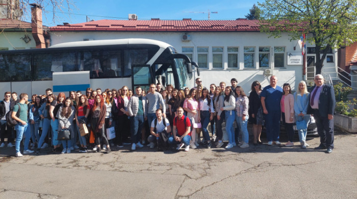 Studenti medicine iz Kragujevca počeli praksu u Specijalnoj bolnici za rehabilitaciju i ortopedsku protetiku u Beogradu