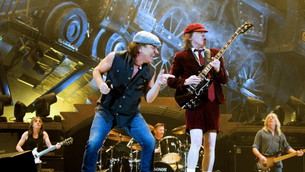 Slušanje AC/DC hirurge čini bržim i preciznijim tvrde istraživači iz Nemačke