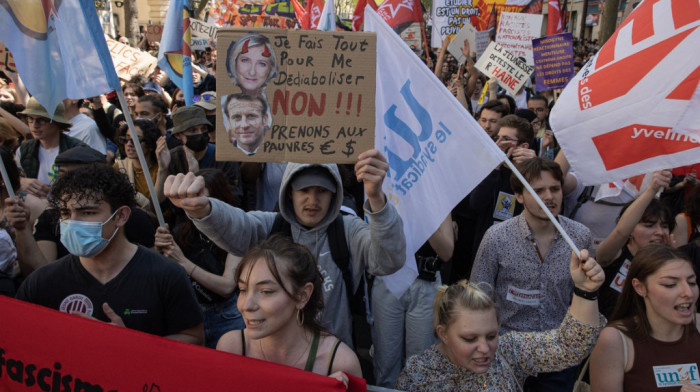 "Protiv Le Pen u Jelisejskoj palati": Demonstracije širom Francuske zbog mogućeg dolaska krajnje desnice na vlast