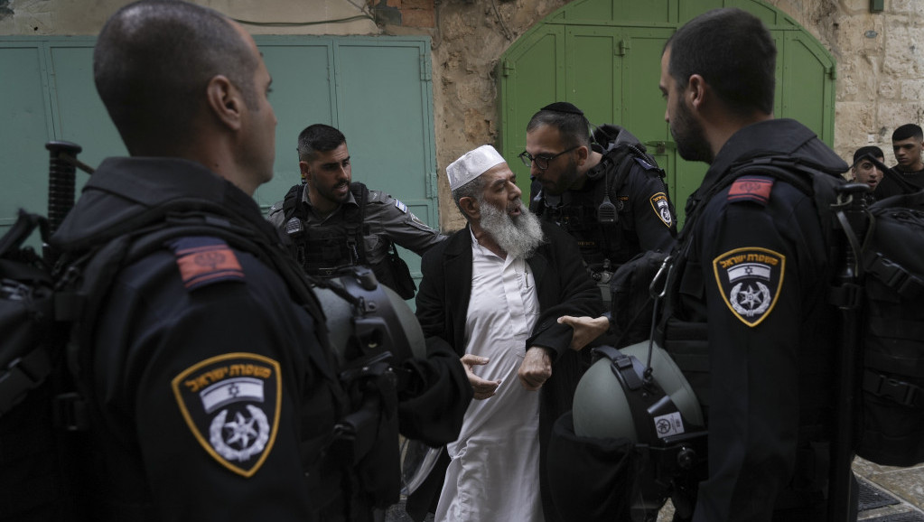 U sukobima sa policijom u Jerusalimu povređeno 17 Palestinaca