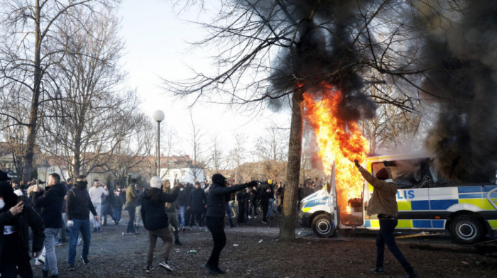 Tri demonstranta povređena u sukobu sa policijom u Švedskoj