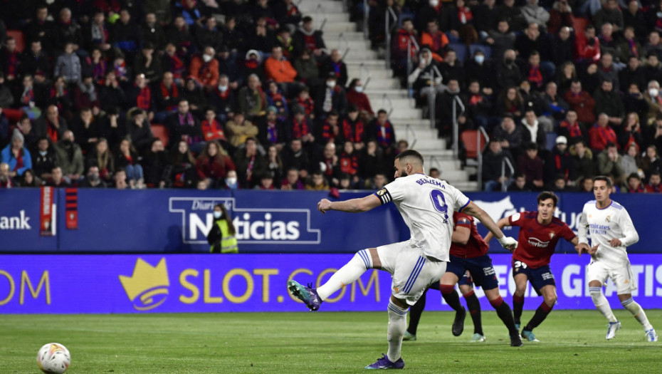 Benzema promašio dva penala za sedam minuta: Real Madrid ipak na pobedu do nove titule