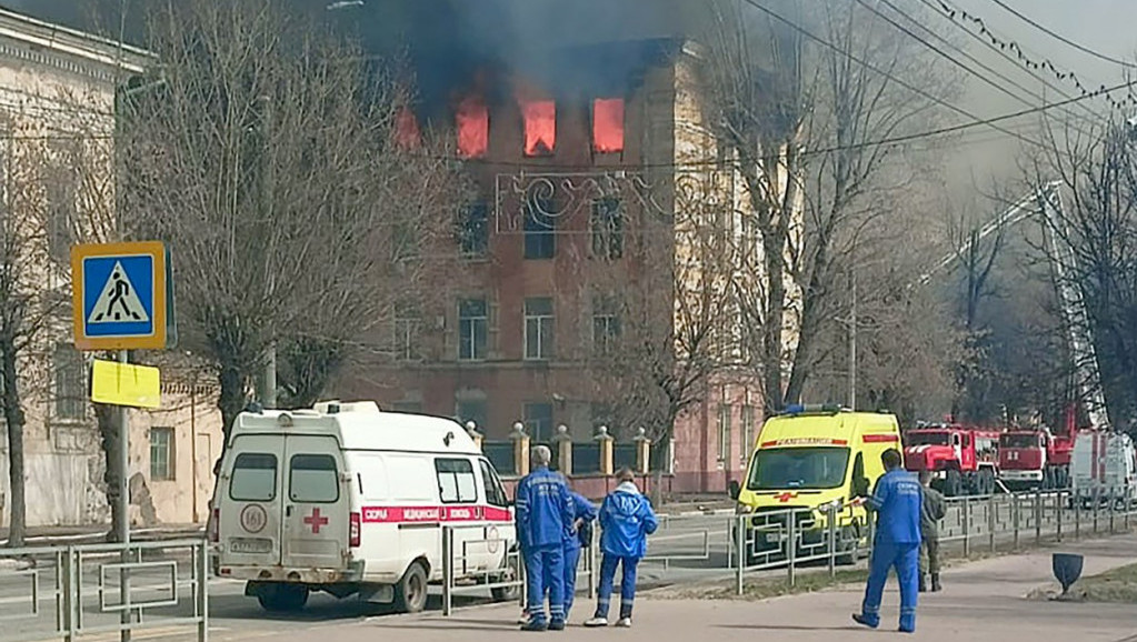 Najmanje pet osoba poginulo u požaru u zgradi Ministarstva odbrane Rusije