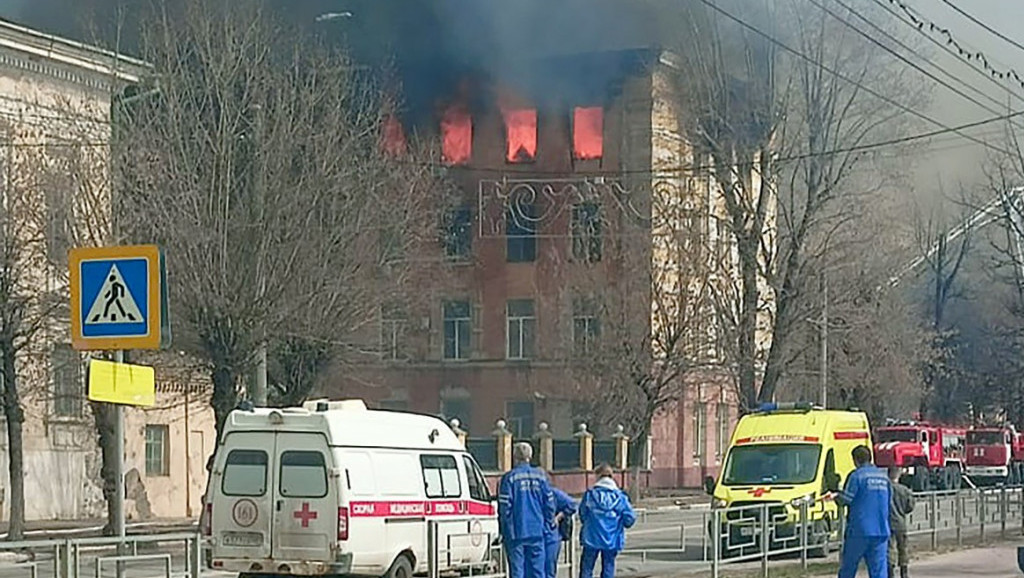 Najmanje pet osoba poginulo u požaru u zgradi Ministarstva odbrane Rusije