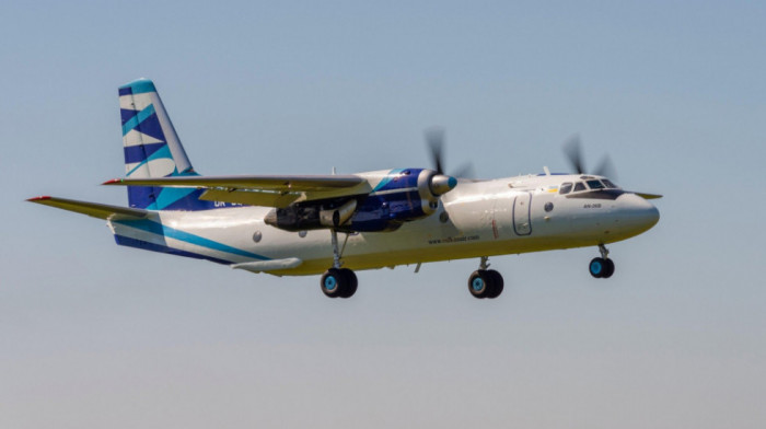 U padu ukrajinskog aviona An-26 poginula jedna osoba, dve povređene