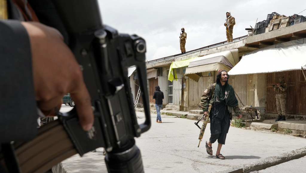 Talibani drže trojicu Britanaca u pritvoru, među njima "opasni turista"