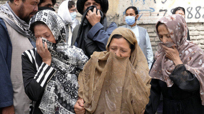 Eksperti UN: Ponašanje talibana prema ženama i devojčicama je zločin protiv čovečnosti